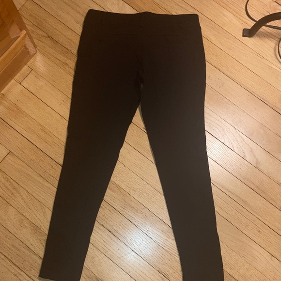 5 for $25 💸💸💸💸💸
Ci Sono Black Skinny Pants - Picture 5 of 7